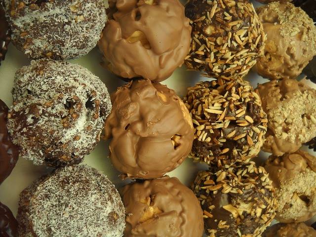 Raw Cacao “Truffles”