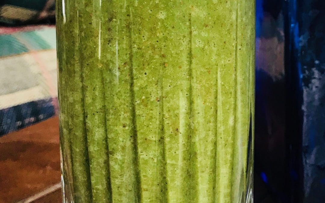 Banana-Cacao Green Smoothie