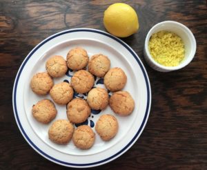 Almond cookies with lemon & ginger